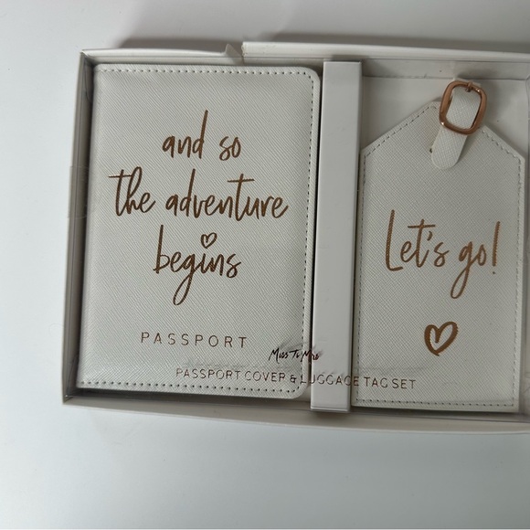 Miss to Mrs honeymooners subscription box - Picture 6 of 13